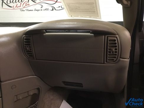 Used 1999 Chevrolet Astro image 34