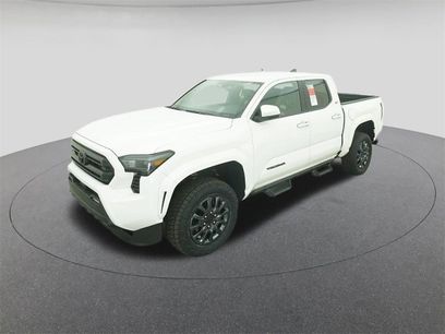 New 2025 Toyota Tacoma SR5