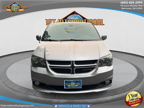 Used 2019 Dodge Grand Caravan GT FWD image 3