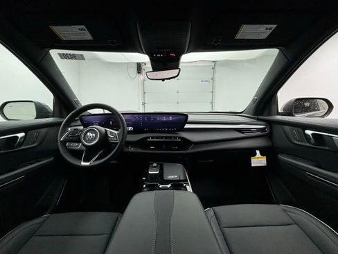 New 2026 Buick Enclave Preferred image 2