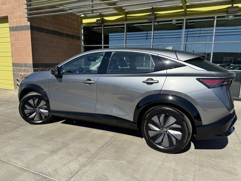 Used 2023 Nissan Ariya FWD image 5