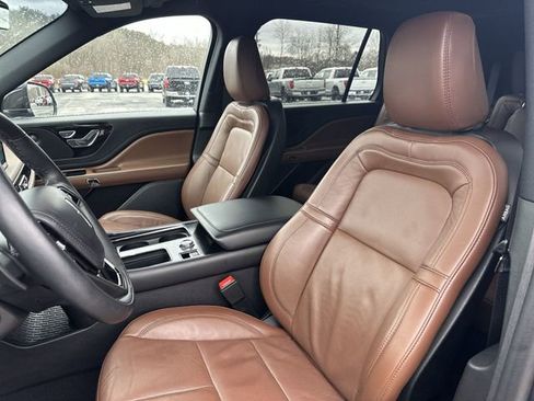 Used 2024 Lincoln Aviator Reserve w/ Elements Package Plus image 15