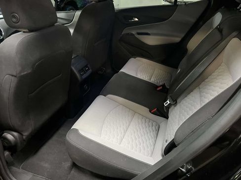 Used 2020 Chevrolet Equinox LS AWD/4WD image 11