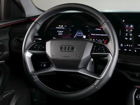 Used 2025 Audi Q5 Premium w/ Convenience Package AWD/4WD image 14