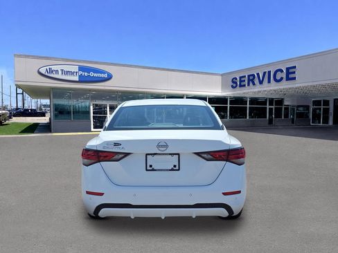 Used 2024 Nissan Sentra S FWD image 7