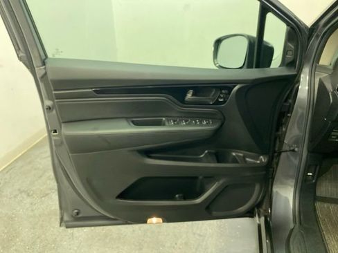 Certified 2025 Honda Odyssey Touring image 20