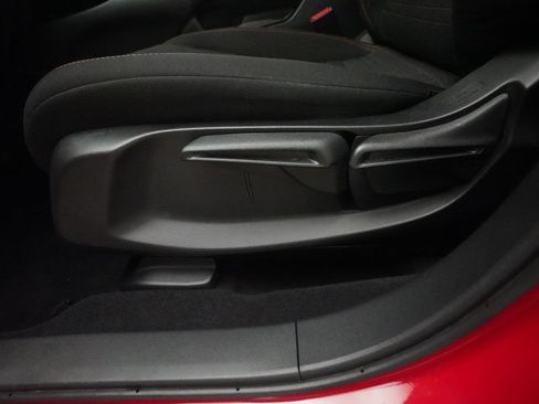 Certified 2024 Honda HR-V Sport image 28