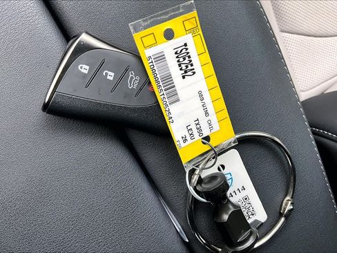 Used 2026 Lexus TX 350 AWD w/ Technology Package image 15