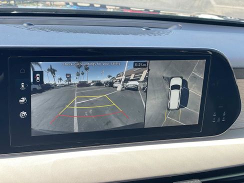 Used 2023 Hyundai Palisade Limited w/ Cargo Package image 13