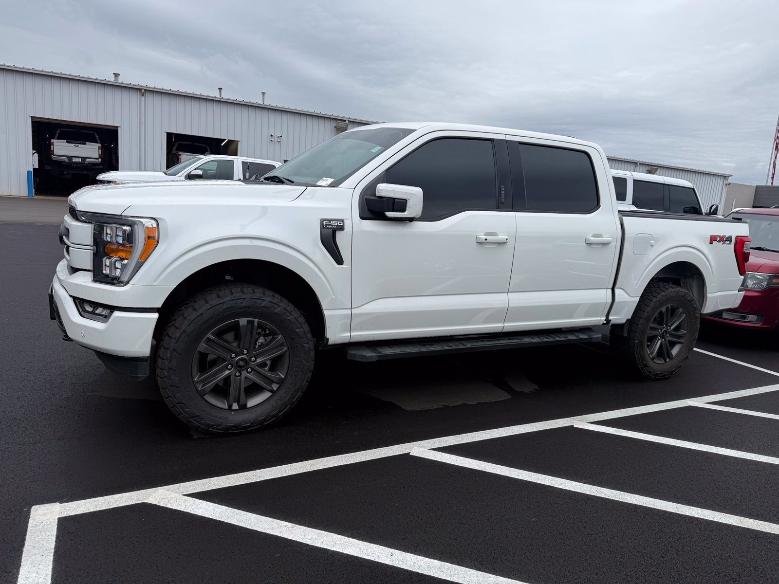 Used 2023 Ford F150 Lariat AWD/4WD image 4