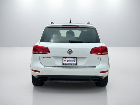 Used 2013 Volkswagen Touareg Sport AWD/4WD image 6