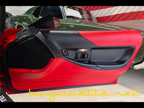 Used 1996 Chevrolet Corvette Coupe image 21