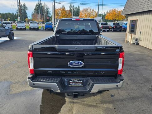 Used 2017 Ford F350 XLT image 5