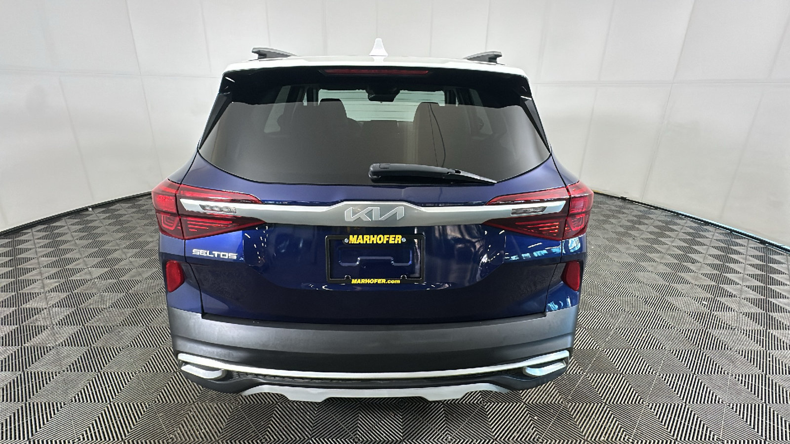 Used 2023 Kia Seltos S w/ Navigation Package AWD/4WD image 4