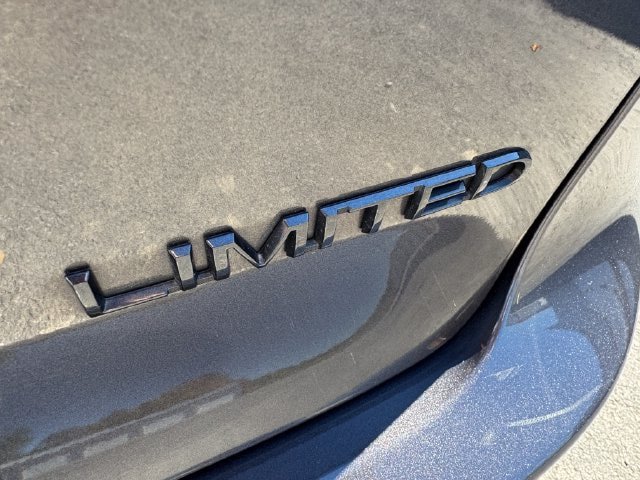 Used 2020 Chrysler Pacifica Limited FWD image 60