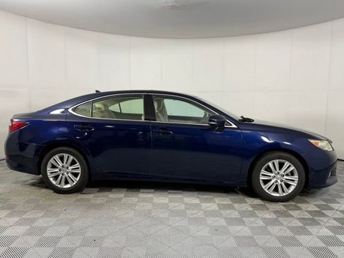 Used 2013 Lexus ES 350 w/ Luxury Pkg FWD image 9