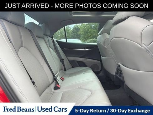 Used 2019 Toyota Camry XSE FWD image 15
