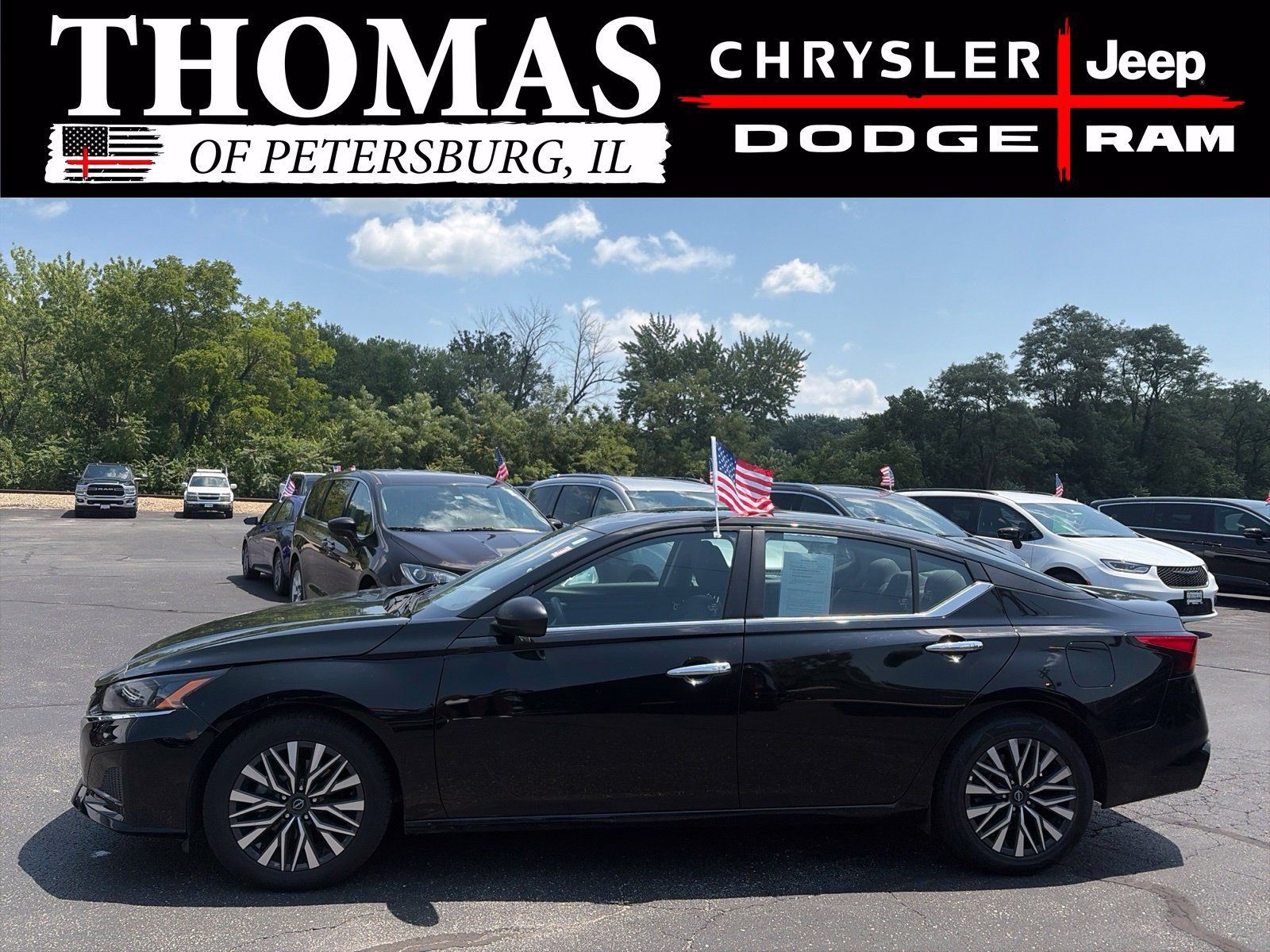 Used 2025 Nissan Altima 2.5 SV FWD image 4