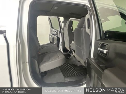 Used 2021 Chevrolet Silverado 1500 LT AWD/4WD image 15
