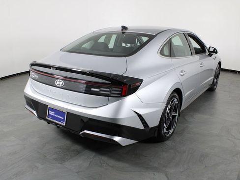 Certified 2026 Hyundai Sonata SEL FWD image 16
