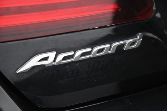 Used 2017 Honda Accord LX image 6