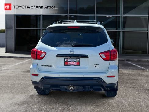 Used 2020 Nissan Pathfinder SL AWD/4WD image 11