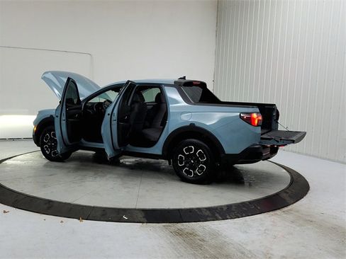 Used 2024 Hyundai Santa Cruz SE image 13