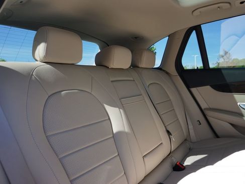 Used 2019 Mercedes-Benz GLC 300 image 50