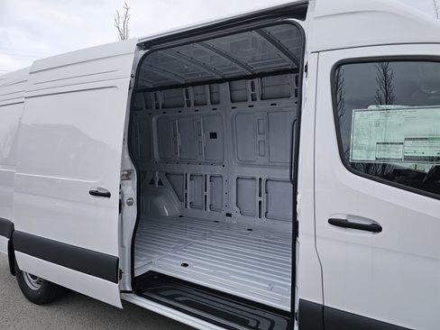 New 2025 Mercedes-Benz Sprinter 2500 image 20