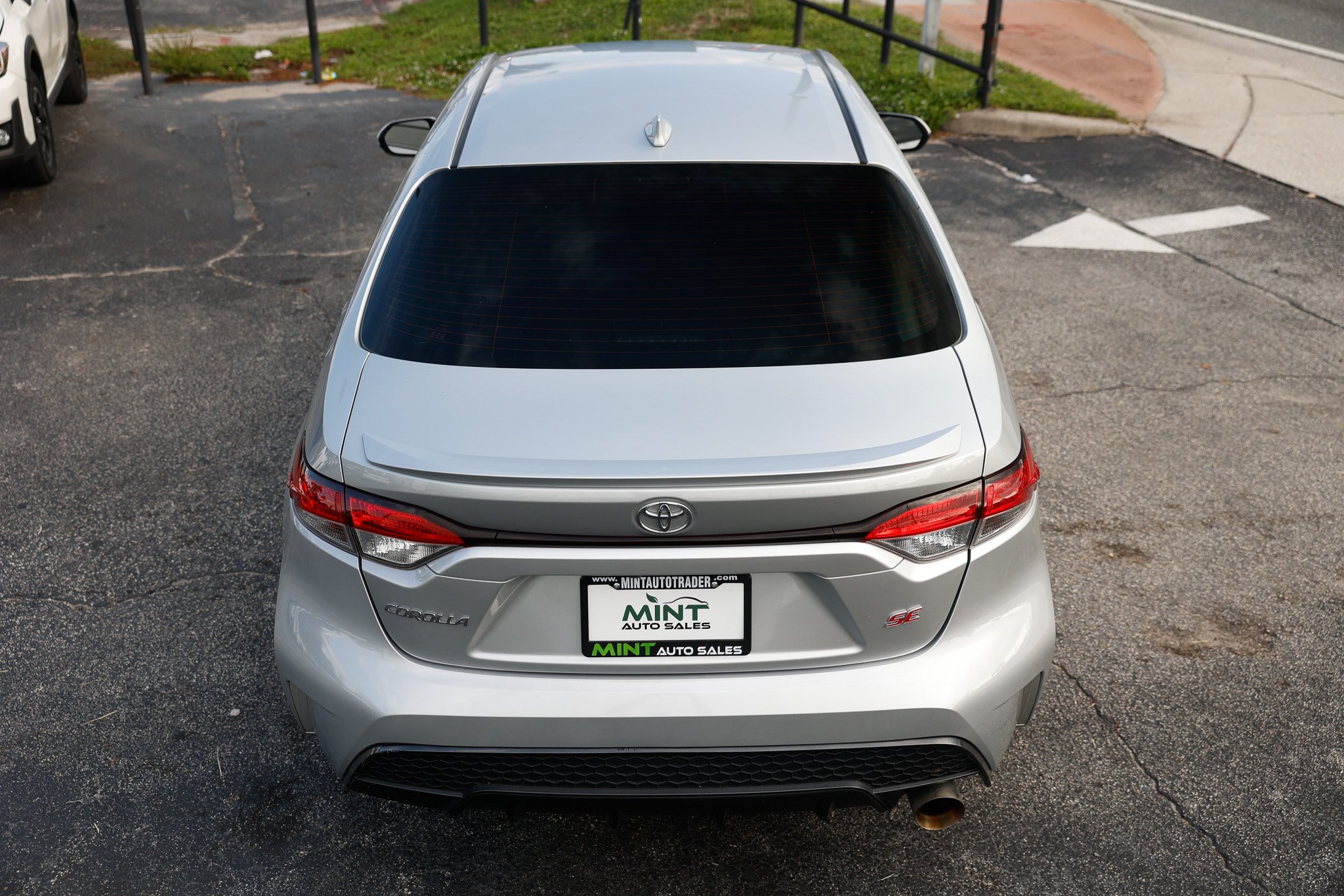 Used 2022 Toyota Corolla SE FWD image 13