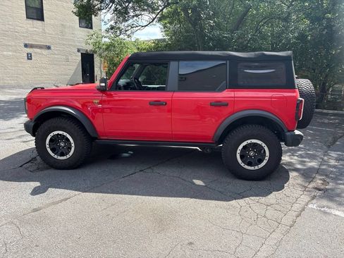 Used 2023 Ford Bronco Badlands w/ Sasquatch Package AWD/4WD image 6