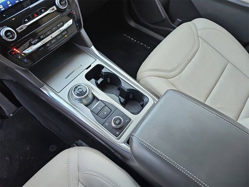 Used 2022 Ford Explorer Platinum w/ Equipment Group 601A image 26