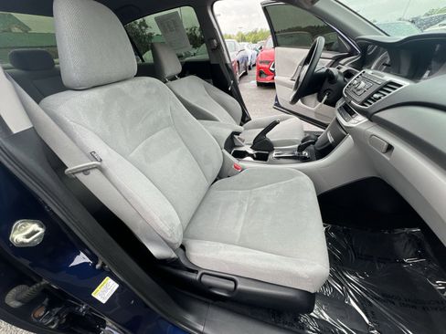 Used 2013 Honda Accord LX image 33
