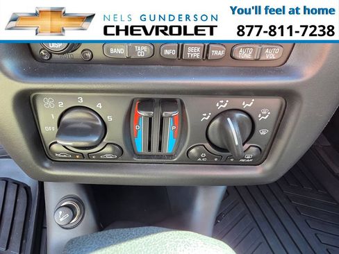 Used 2002 Chevrolet Monte Carlo SS w/ Preferred Equipment Group FWD image 20