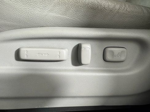 Used 2021 Honda Pilot Touring image 36