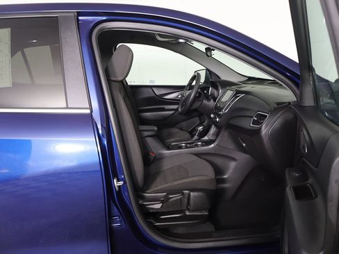 Used 2023 Chevrolet Equinox LT image 28