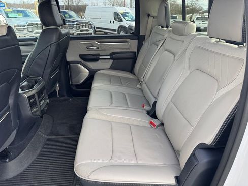 Used 2022 RAM 1500 Limited AWD/4WD image 13