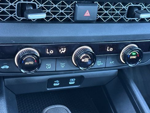 Used 2025 Honda Accord SE image 18