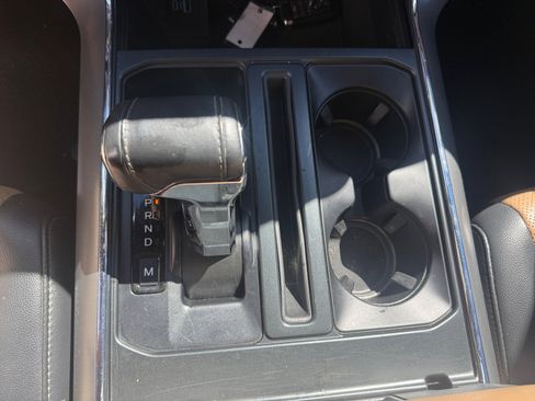 Used 2021 Ford F150 Lariat w/ Equipment Group 502A High image 26