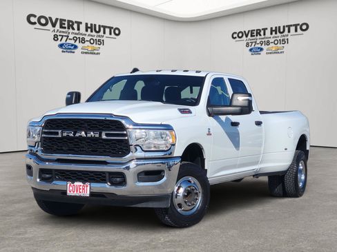 Used 2024 RAM 3500 Tradesman w/ Chrome Appearance Group AWD/4WD image 1