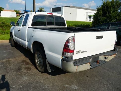 Used 2011 Toyota Tacoma 2WD Access Cab w/ Convenience Pkg image 8