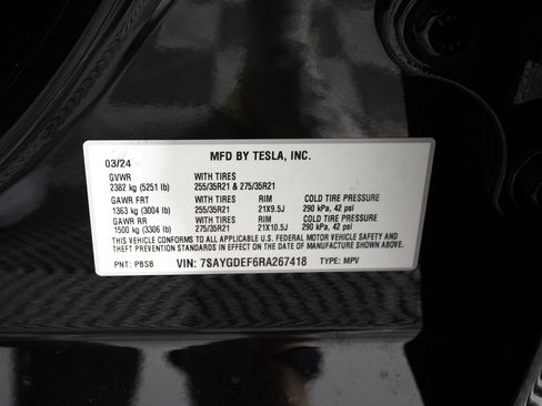 Used 2024 Tesla Model Y Performance AWD/4WD image 37