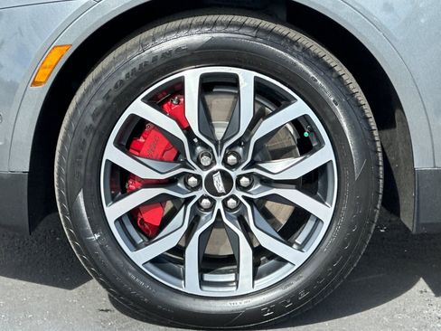 Used 2022 Cadillac XT5 Sportv w/ LPO, ONYX Package AWD/4WD image 26