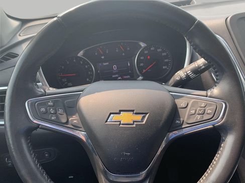 Used 2021 Chevrolet Equinox LT AWD/4WD image 9