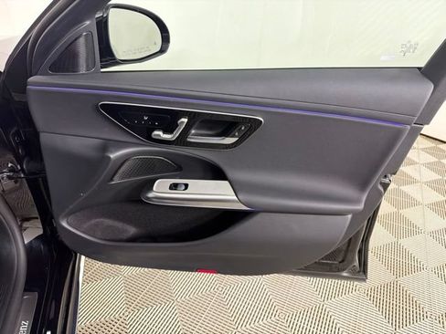 Used 2024 Mercedes-Benz E 350 4MATIC Sedan image 18