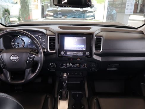 Used 2022 Nissan Frontier SV w/ SV Premium Package AWD/4WD image 36