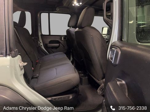 Used 2023 Jeep Wrangler Unlimited Rubicon 4xe image 10