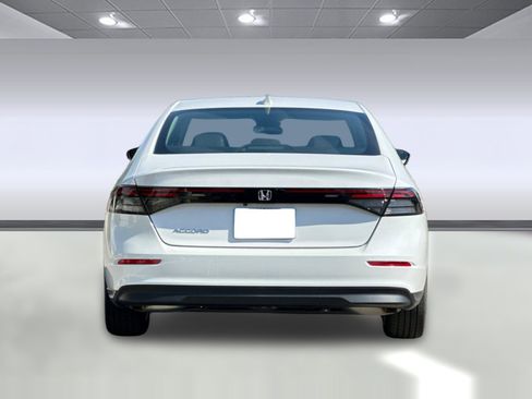 New 2026 Honda Accord LX image 9
