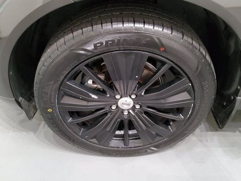 Used 2022 Volvo XC60 B5 Inscription w/ Advanced Package image 34