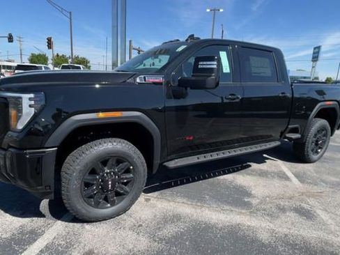 New 2026 GMC Sierra 2500 AT4 w/ AT4 Premium Plus Package AWD/4WD image 6